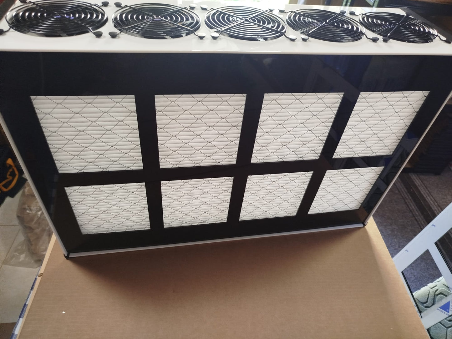 Mesh filter guard covers easy installation for Luggable UK
