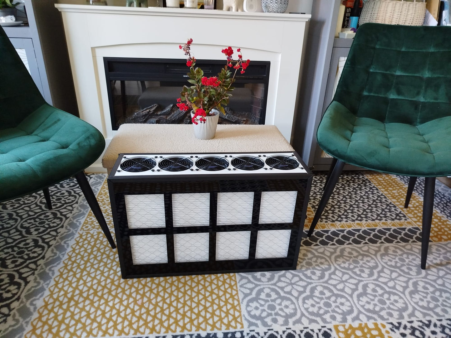 Obsidian air purifier showing filter system MERV-13 UK
