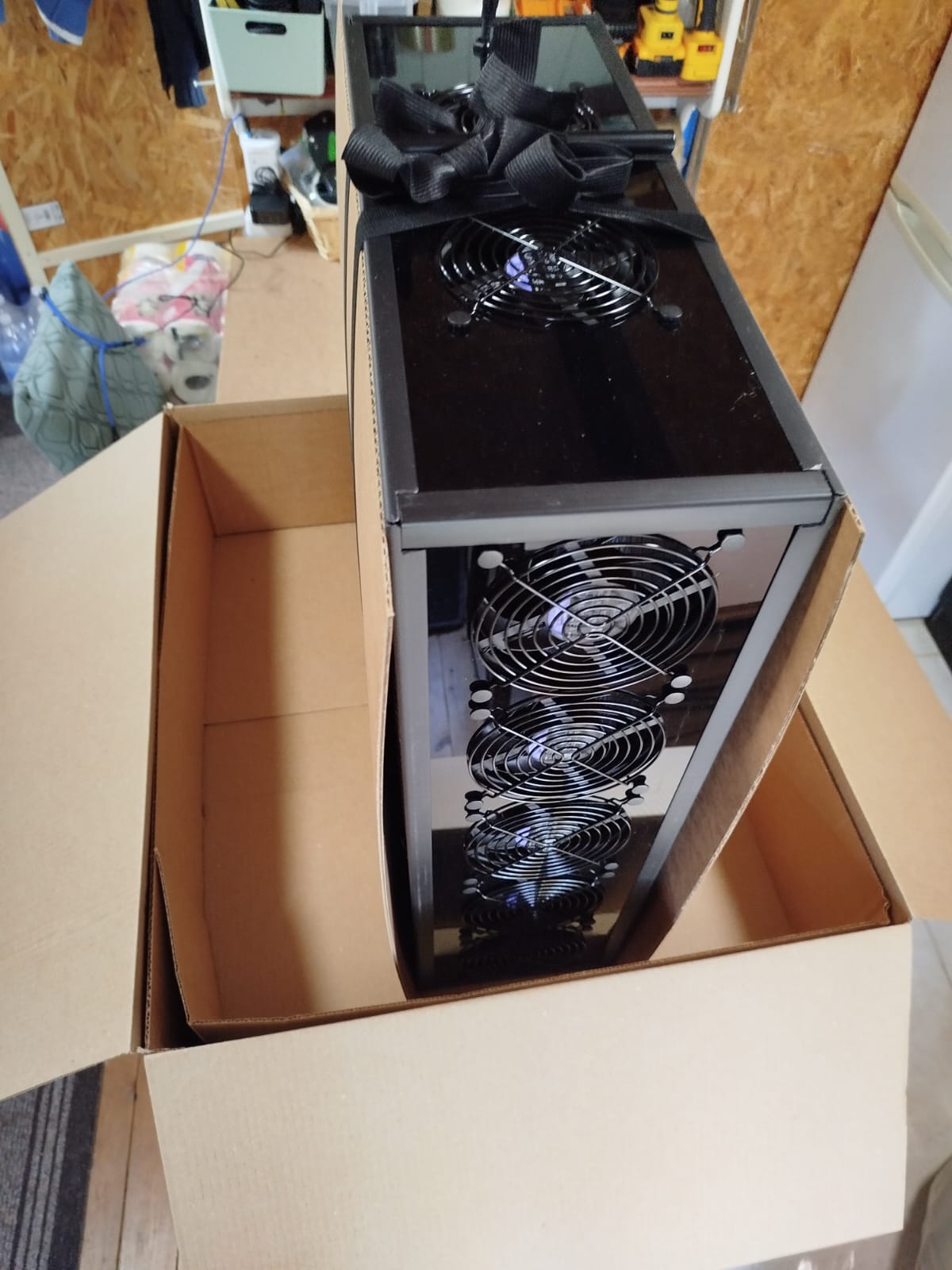 Luggable XL (7 wentylatorów) — złożony fabrycznie